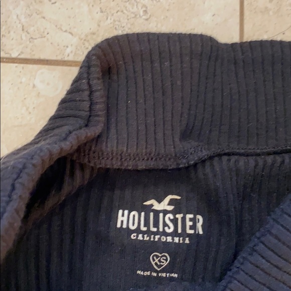 Bundle of Forever 21  and Hollister bodysuit - Picture 8 of 8